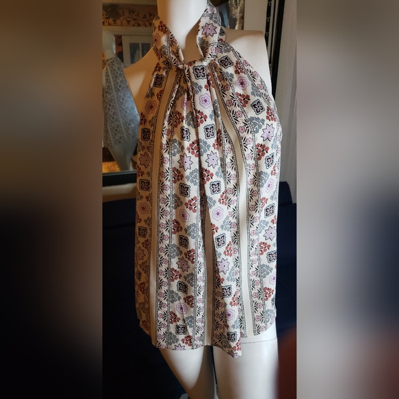 Ann TAYLOR HALTER TOP NWT SIZE L VERY COLORFUL - Picture 1 of 9